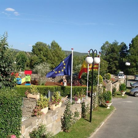 Bungalows Pena Montanesa Aínsa المظهر الخارجي الصورة
