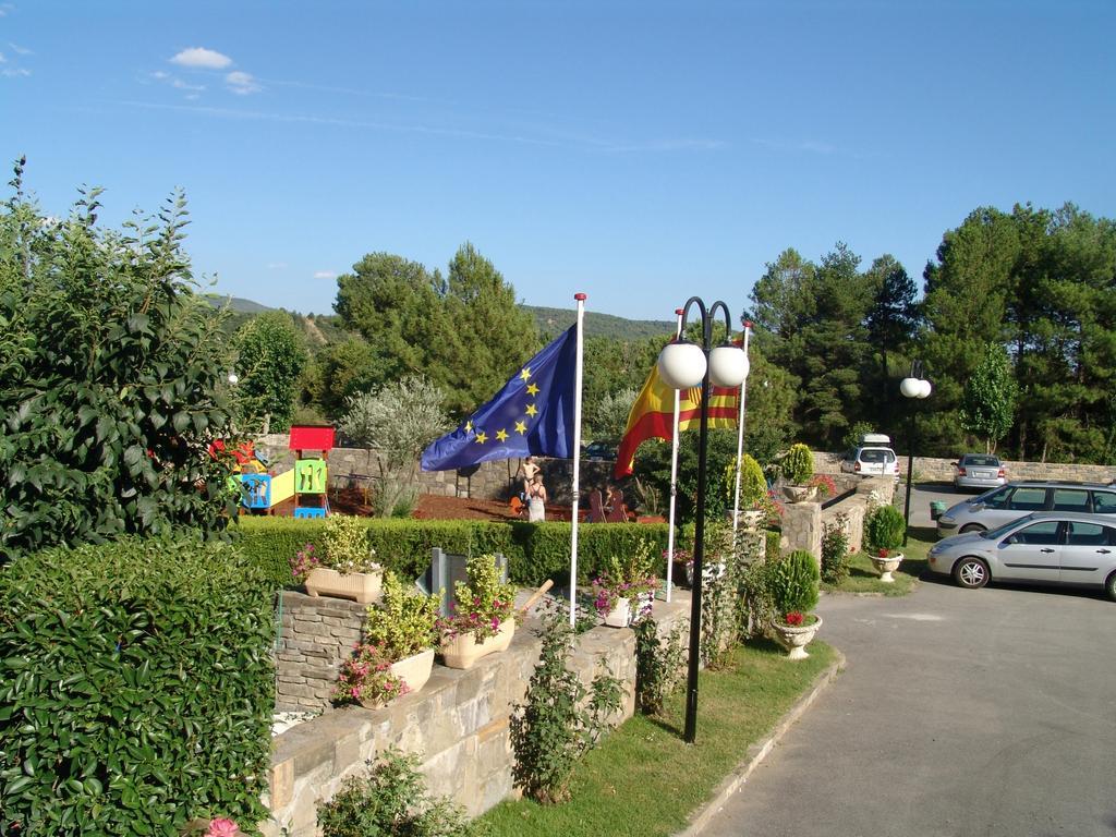 Bungalows Pena Montanesa Aínsa المظهر الخارجي الصورة